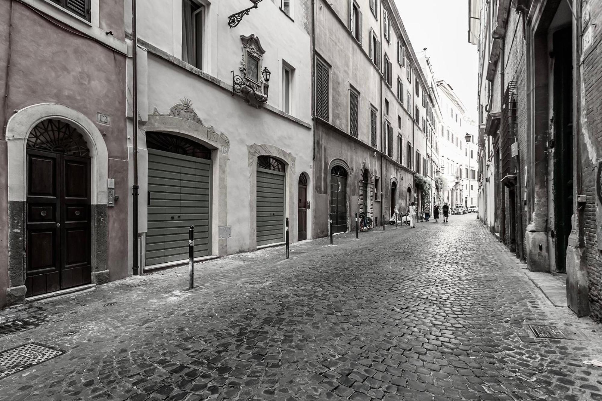 Old Monserrato In Campo De' Fiori โรม ภายนอก รูปภาพ